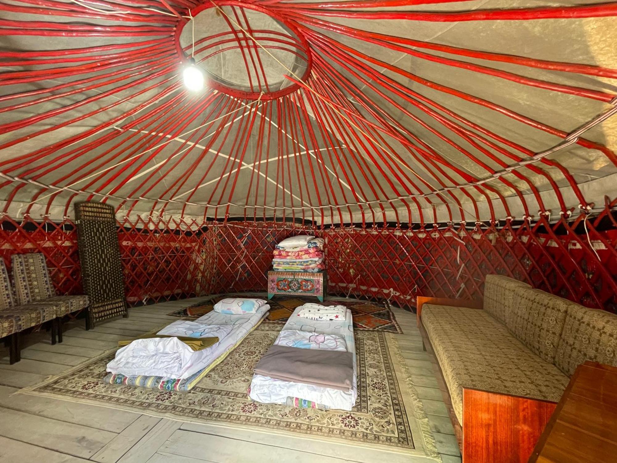 Duet Hostel & Hotel Karakol Pokoj fotografie